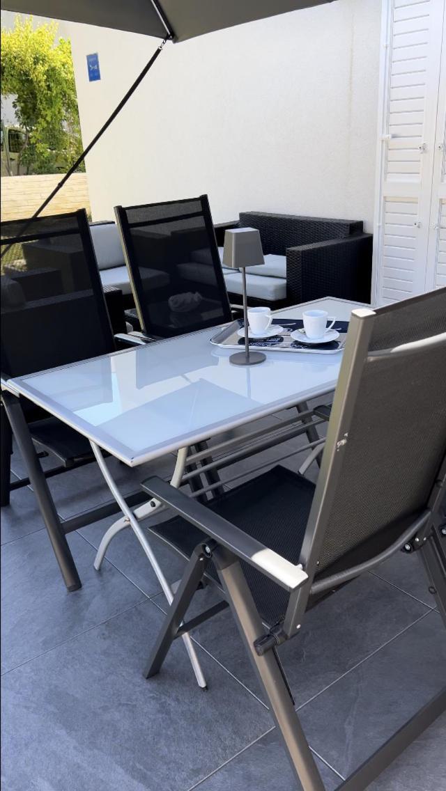 Apartament Mandy *
