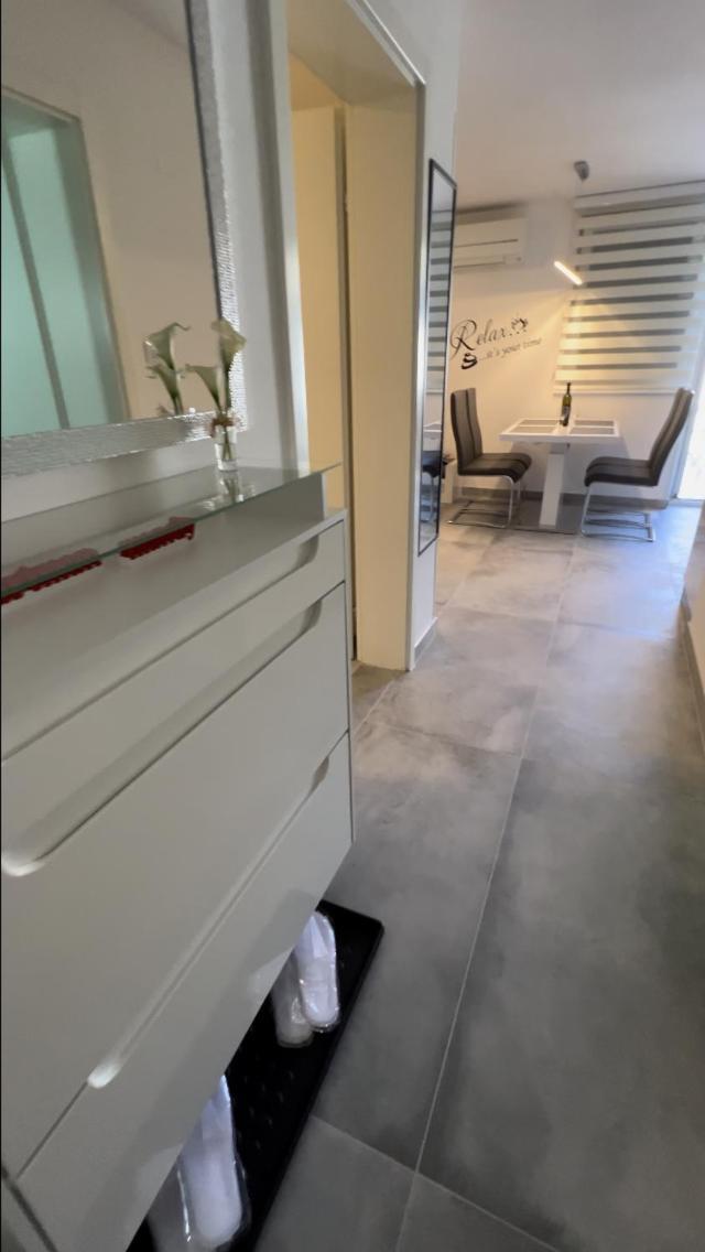 Mandy Apartman